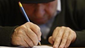 JOSÉ RAMÓN LADRA Investigadores británicos desarrollan un fármaco contra el alzhéimer