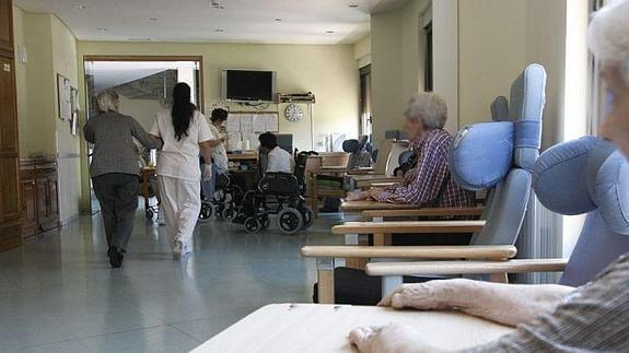 Imagen interior de la residencia de enfermos de la AFA. / Almeida
