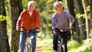 FOTOLIA Quienes práctican ejercicio de forma regular tienen menos riesgo en la vejez de desarrollar alzhéimer