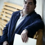 Gabriel López Robles, Psicólogo, y director de la Fundación Alzheimer México, realizó un estudio que indica que el consumo excesivo de alcohol a lo largo de varios años, incrementa la posibilidad de la enfermedad. Es decir, el consumo masivo de bebidas alcohólicas aumenta la incidencia de la enfermedad FOTO: Alma Rodríguez / ELUNIVERSAL