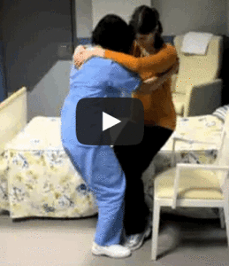 Pasar de una silla a la cama