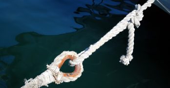 Ayudar demasiado fomenta la dependencia en enfermos de Alzheimer.